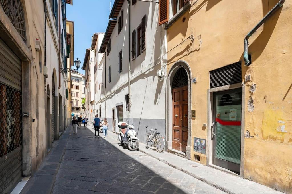 Diladdarno-florence Style Florencia